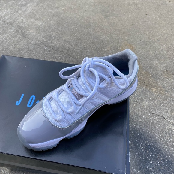 They wear twice in good condition still with box - Picture 4 of 5